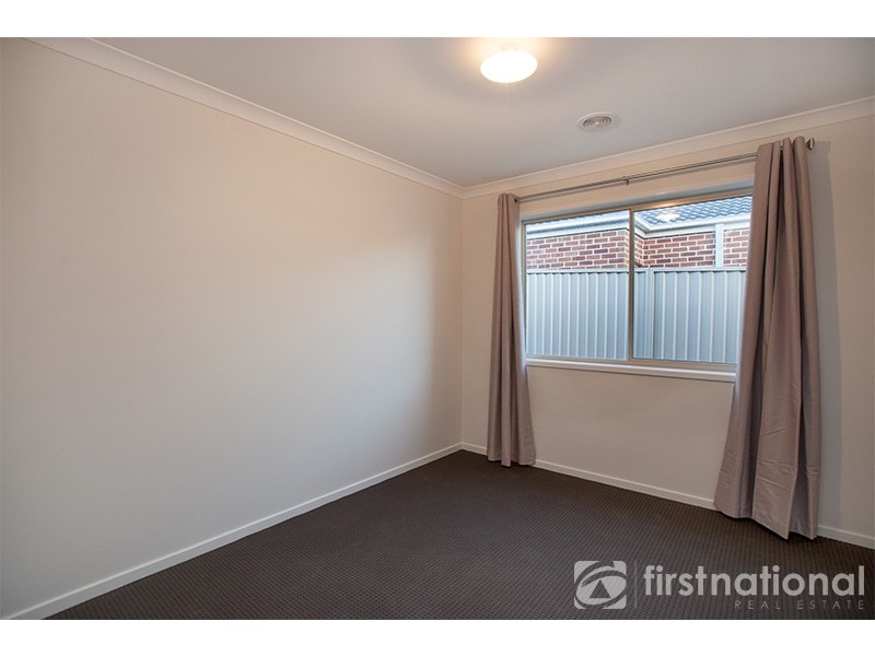 10 Quirk Road, Pakenham VIC 3810