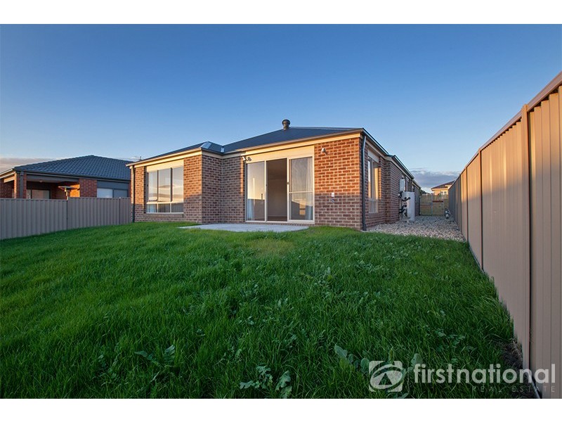 10 Quirk Road, Pakenham VIC 3810