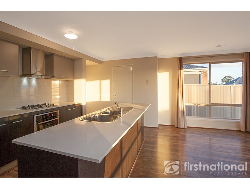 10 Quirk Road, Pakenham VIC 3810