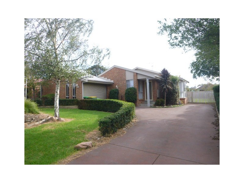 15 Kelly Court, Pakenham VIC 3810