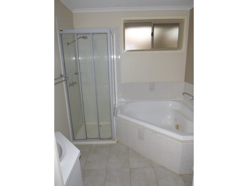 15 Kelly Court, Pakenham VIC 3810