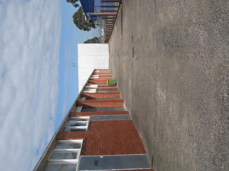 7/1-5 Purton Road, Pakenham VIC 3810