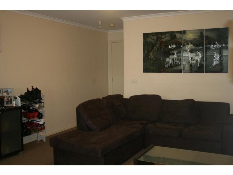 4/108 Ahern Road, Pakenham VIC 3810