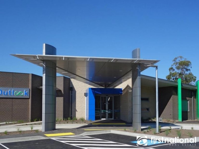 24 Toomuc Valley Road, Pakenham VIC 3810