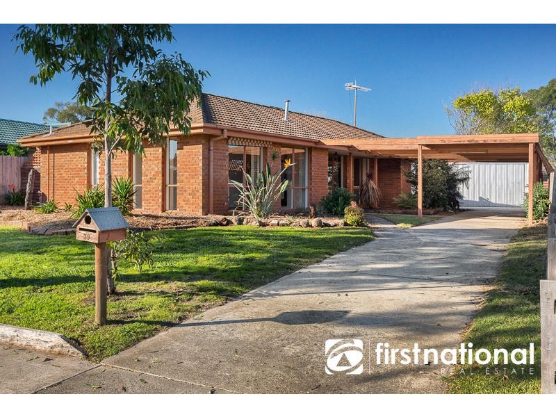 39 Kingston Avenue, Pakenham VIC 3810