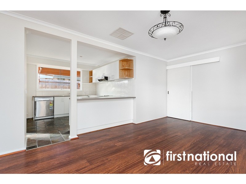 39 Kingston Avenue, Pakenham VIC 3810