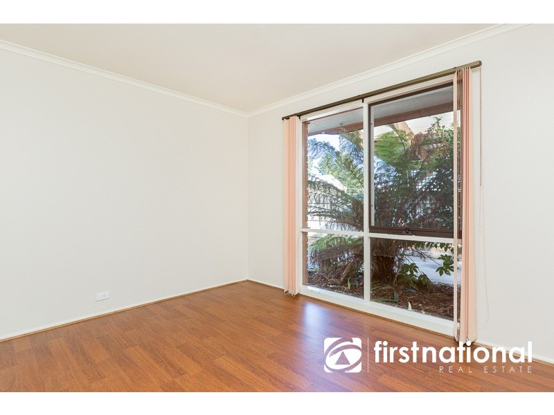 39 Kingston Avenue, Pakenham VIC 3810