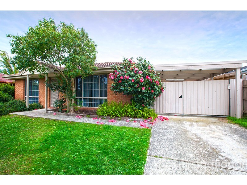 13 Kara Court, Pakenham VIC 3810