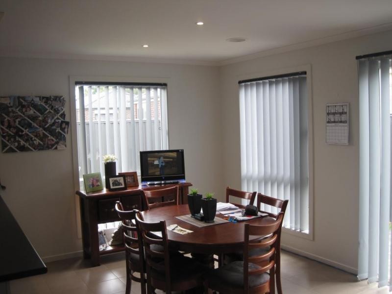 20 Orchard Valley Avenue, Pakenham VIC 3810