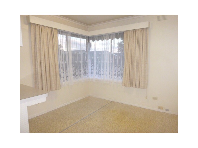 14 Savage Street, Pakenham VIC 3810