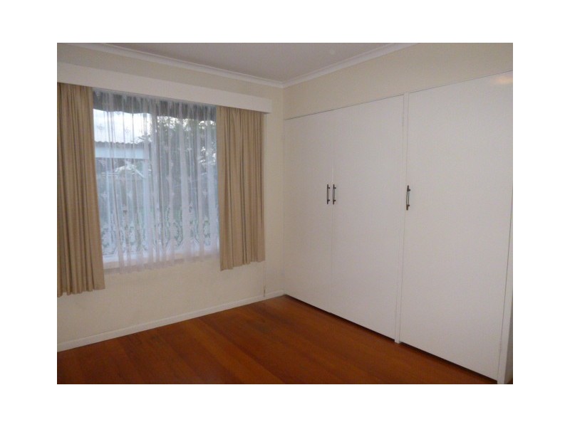 14 Savage Street, Pakenham VIC 3810