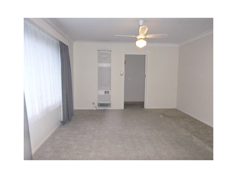 14 Savage Street, Pakenham VIC 3810