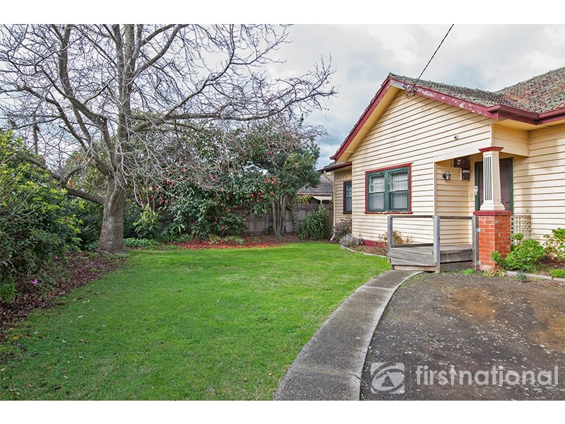 81 Henry Street, Pakenham VIC 3810