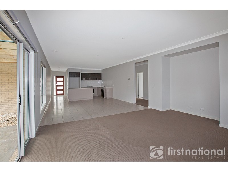 13 Still Water Way, Officer VIC 3809