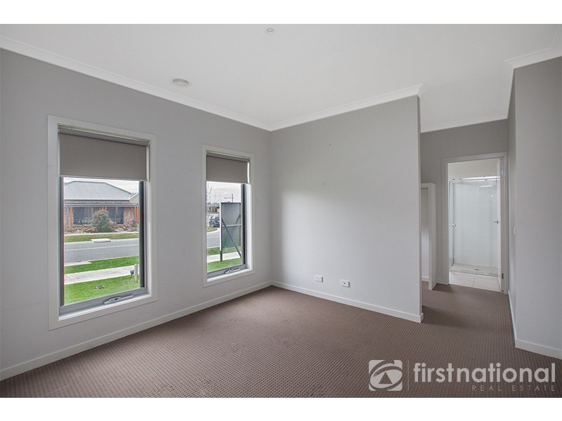 13 Still Water Way, Officer VIC 3809