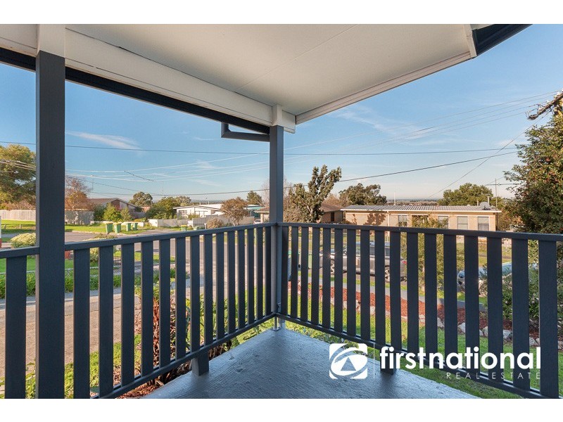 1 Bracelet Street, Pakenham VIC 3810