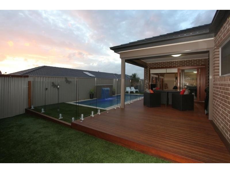 37 Harrison Way, Pakenham VIC 3810