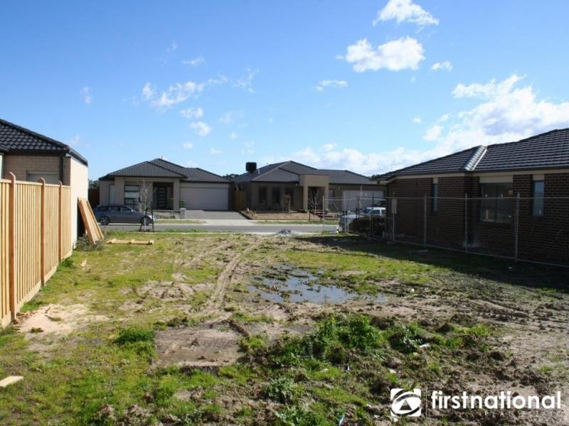 19 Denton Avenue, Officer VIC 3809