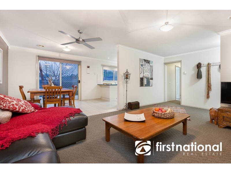 1 Ash Crescent, Pakenham VIC 3810