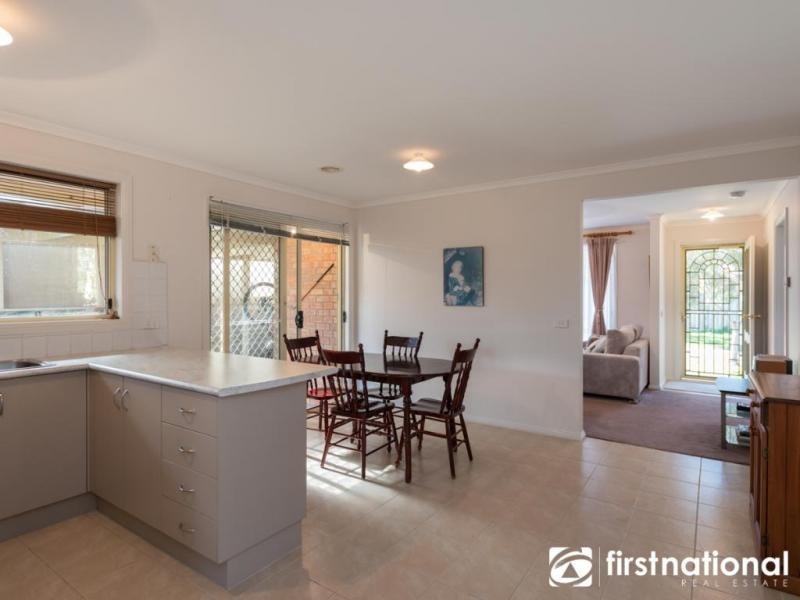 5 Swamp Gum Close, Pakenham VIC 3810