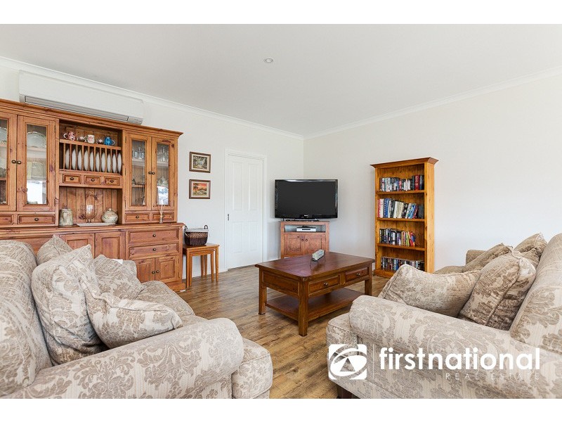 17 Windermere Boulevard, Pakenham VIC 3810