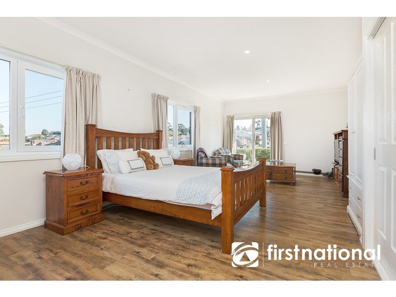 17 Windermere Boulevard, Pakenham VIC 3810