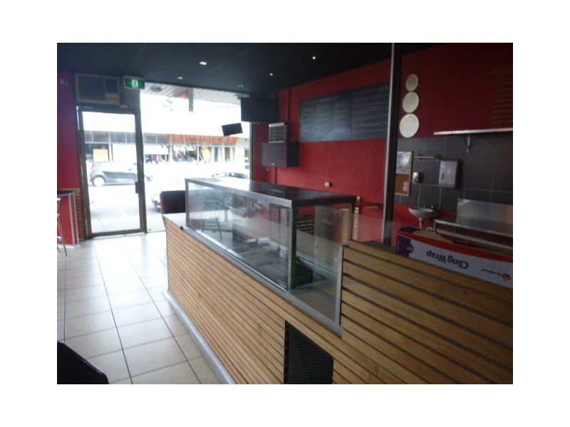 14 Station Street, Pakenham VIC 3810