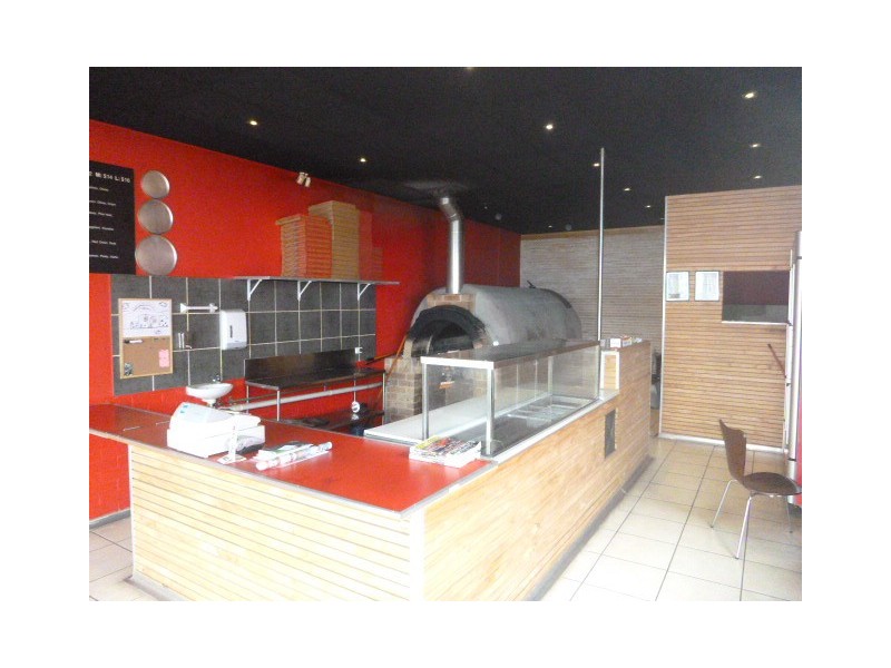 14 Station Street, Pakenham VIC 3810