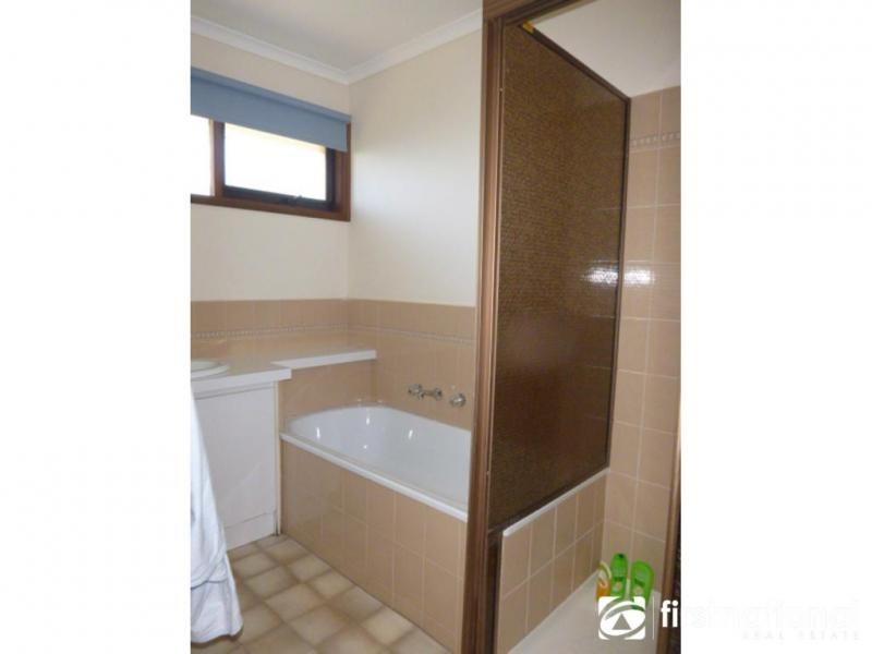 91 Racecourse Road, Pakenham VIC 3810