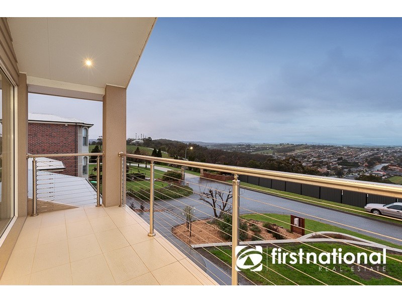 15 Eddie Barron Terrace, Pakenham VIC 3810