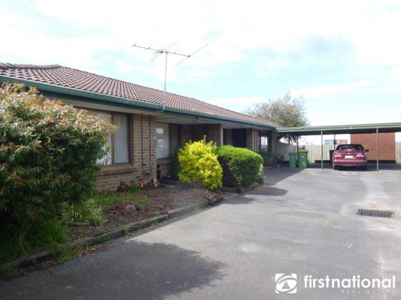 5/2-4 Charles Street, Pakenham VIC 3810