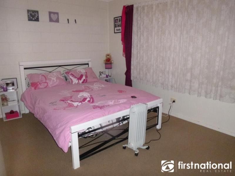5/2-4 Charles Street, Pakenham VIC 3810