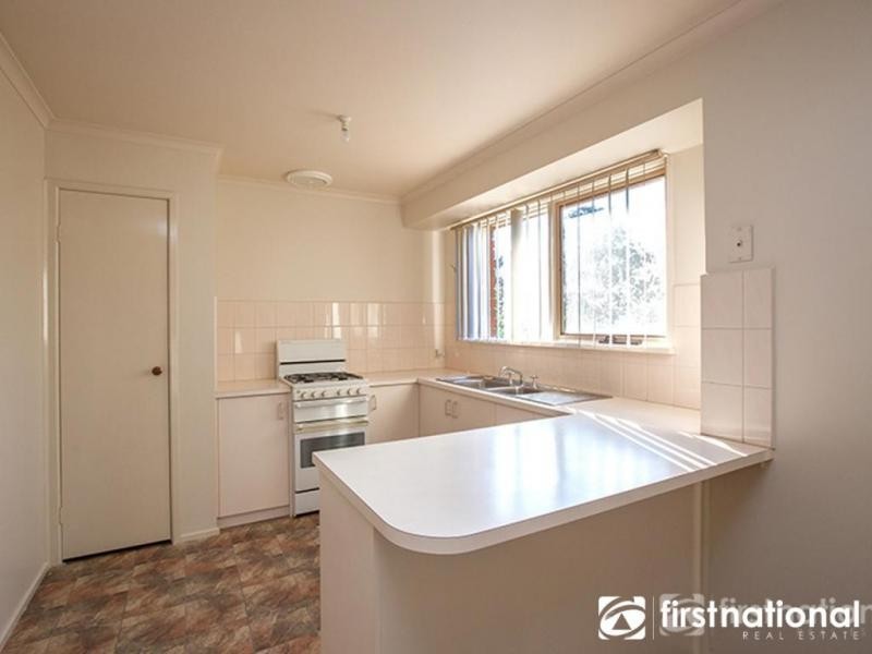 10 McMaster Court, Pakenham VIC 3810