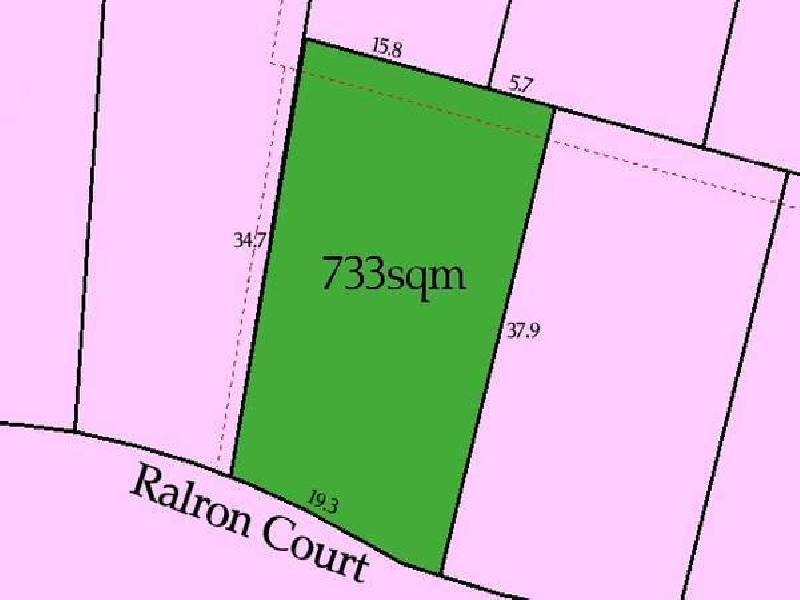 Ralron Court, Pakenham VIC 3810