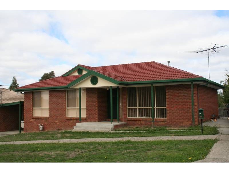 1A Finton Court, Pakenham VIC 3810