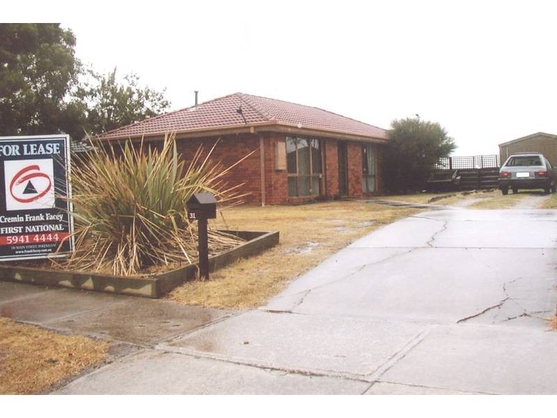 31 Cameron Way, Pakenham VIC 3810