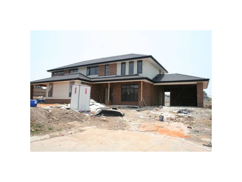 Goulburn Place, Pakenham VIC 3810