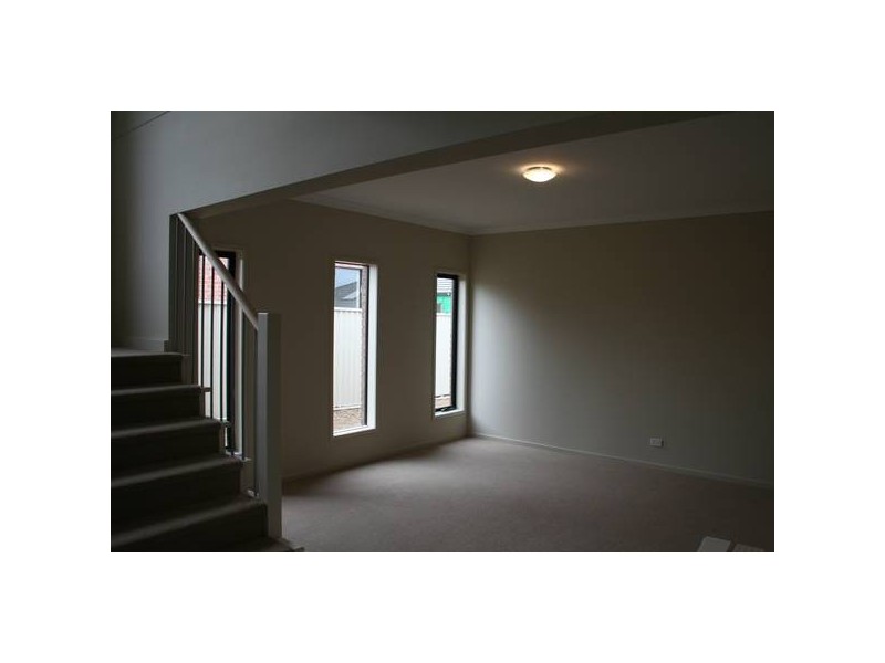Goulburn Place, Pakenham VIC 3810
