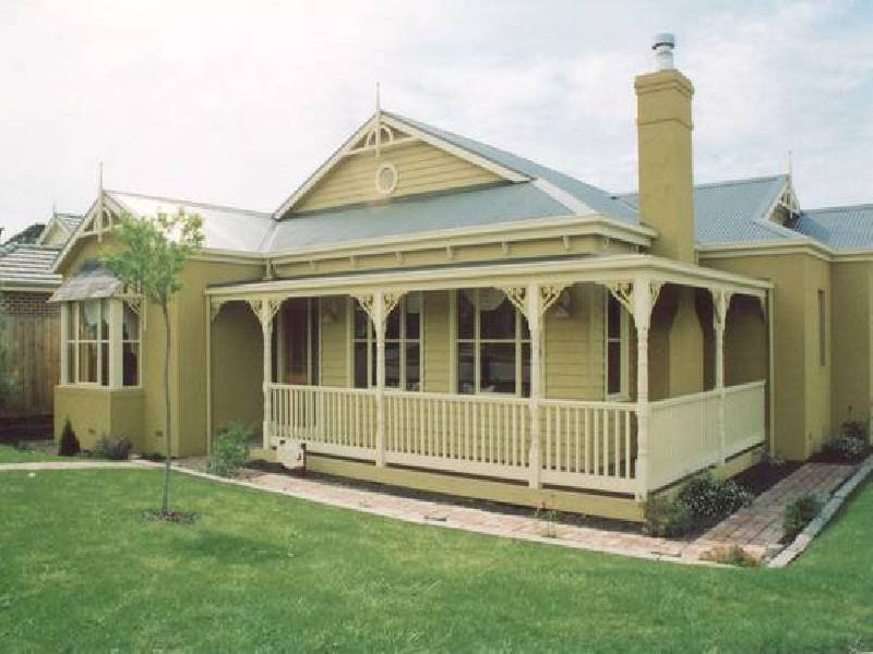 18 Dennis Avenue, Pakenham VIC 3810