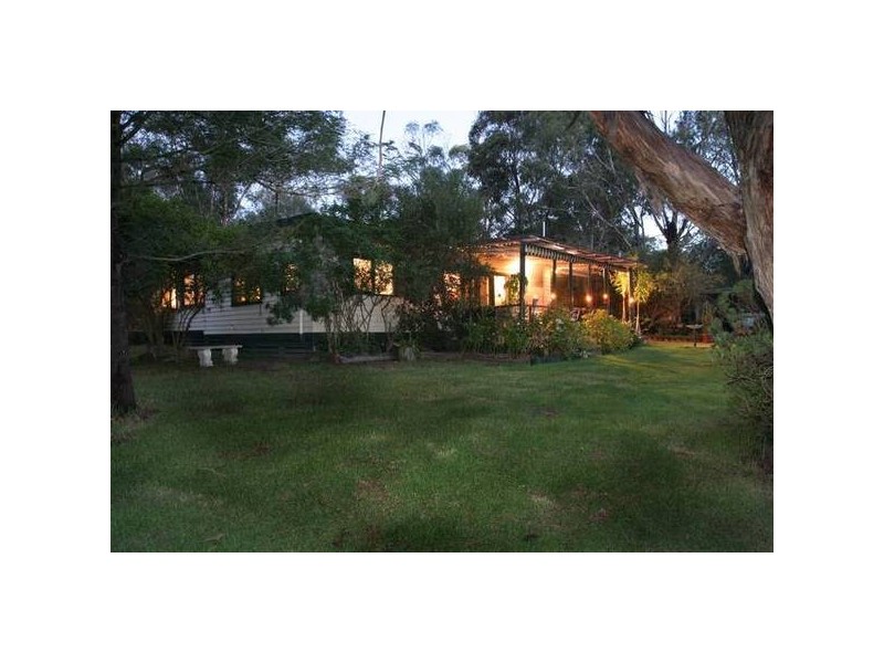 251 Army Road, Pakenham VIC 3810