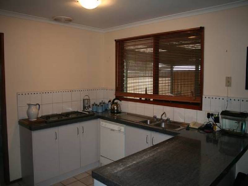 52 Simon Drive, Pakenham VIC 3810