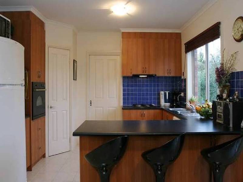 Eddie Barron Tce, Pakenham VIC 3810