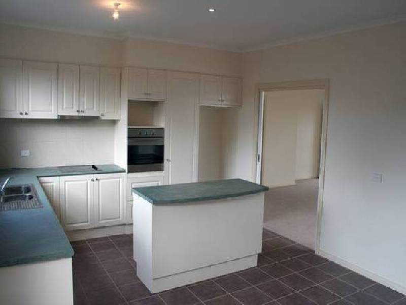Rossiter Road, Koo Wee Rup VIC 3981