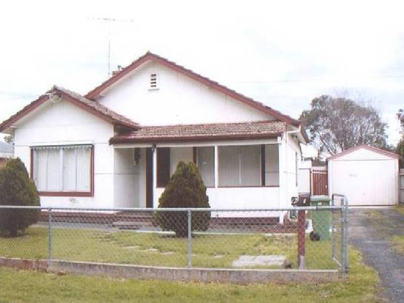 7 Thomas Street, Pakenham VIC 3810