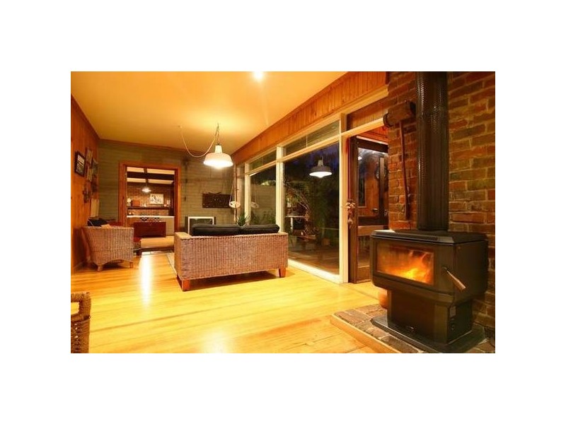 80 Bourkes Creek Road, Pakenham Upper VIC 3810