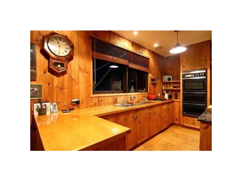 80 Bourkes Creek Road, Pakenham Upper VIC 3810