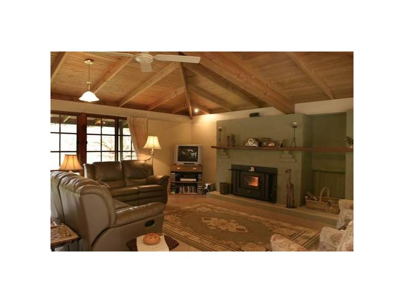 105 Mortimer Road, Maryknoll VIC 3812