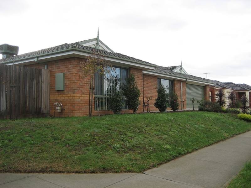 23 Hartsmere Drive, Berwick VIC 3806