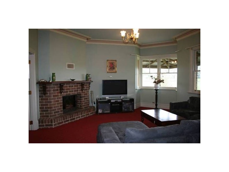 65 Five Mile Road, Pakenham South VIC 3810