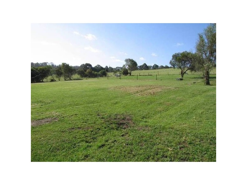 125 Moore Road, Nar Nar Goon North VIC 3812